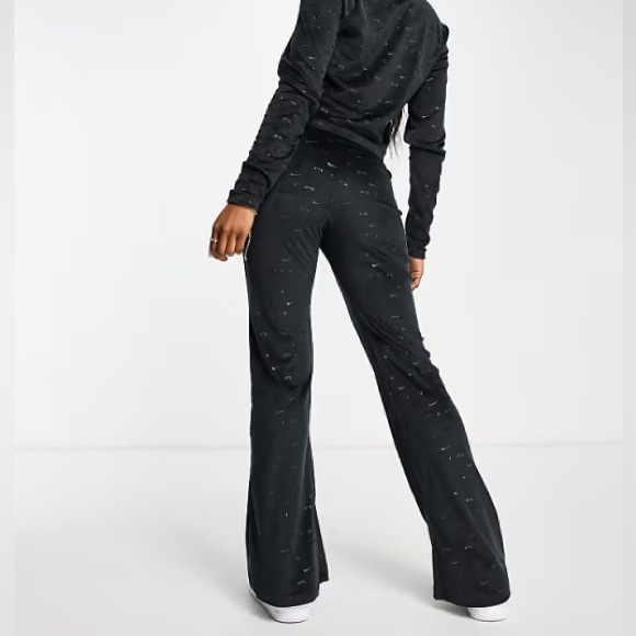 Nike Black Patterned Pants - Picture 2 of 5